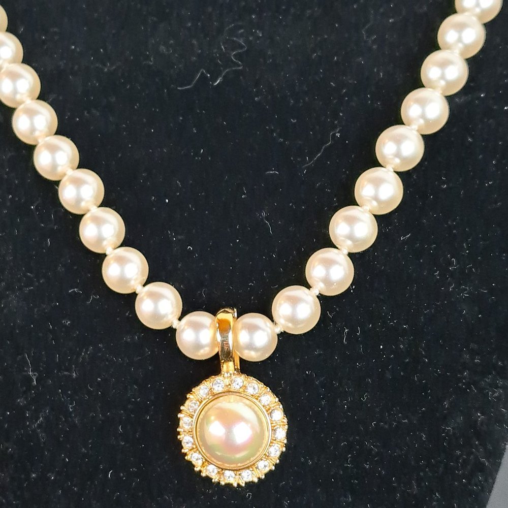 Vintage Roman Faux Pearls & Faux Pearl/Crystal Pendant Enhancer - Picture 3 of 16